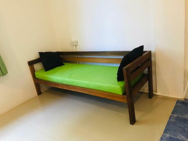 Patong Frog House Bed & Breakfast (Adults Only) מראה חיצוני תמונה
